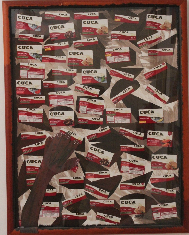 <b>Sin título</b><br>Técnica: Tecnica mixa, collage cajas de sardinas, y acrilico sobre papel<br>Dimensiones: 44x51cm<br>Año: 2015