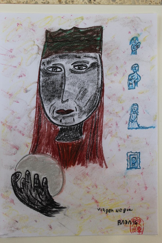 <b>Virgen Negra</b><br>Técnica: Creyones y caboncillo sobre papel<br>Dimensiones: 30x41,5cm<br>Año: 2015